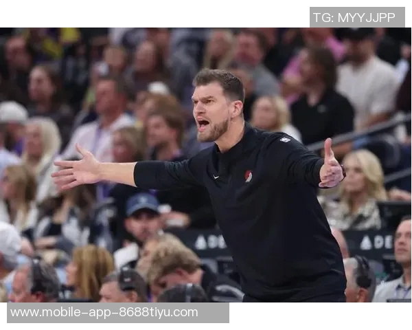 斯普利特谈球队新成员融入需全队共同适应新轮换体系 斯普利特谈球队新成员融入需全队共同适应新轮换体系