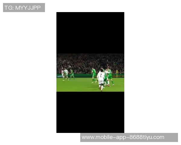 C罗因肘击染红被禁赛葡萄牙足协希望他下轮以观众身份出席比赛 C罗因肘击染红被禁赛葡萄牙足协希望他下轮以观众身份出席比赛