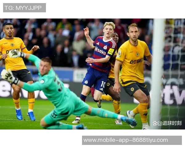 西蒙斯6500万转会热刺表现失常英超9场无进球惨遭北伦敦德比完败