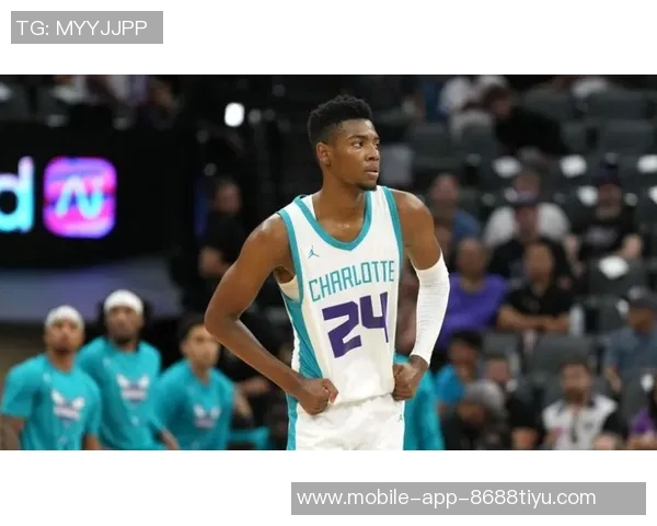 布兰登米勒全能表现15投9中砍下24分5篮板7助攻3抢断1盖帽三分球命中率高达57