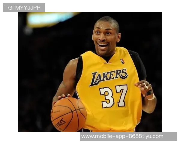 斯波称赞德鲁史密斯防守全面是联盟顶尖防守球员之一 斯波称赞德鲁史密斯防守全面是联盟顶尖防守球员之一