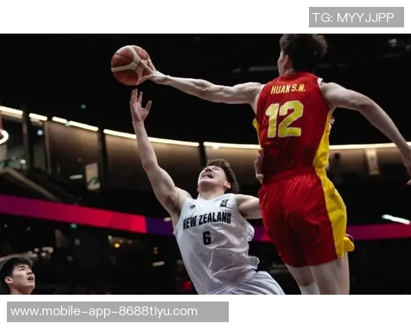 郇斯楠高四季前赛展现持球机动锋线打法豪取26分4助引发关注 郇斯楠高四季前赛展现持球机动锋线打法豪取26分4助引发关注